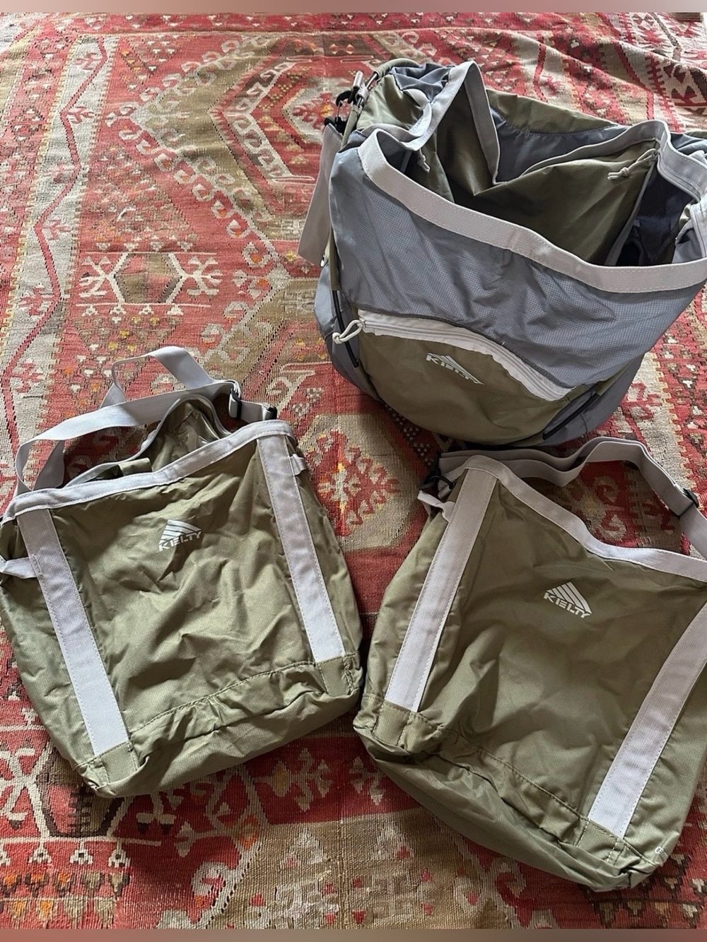 Kelty Camp Hauler 2 - 3 piece set Green and gray